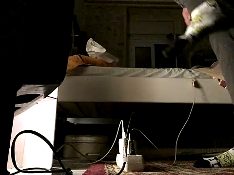 Snapshot of otikatseikaip3r chatting on October 29, 2:14 am otikatseikaip3r online show from October 29, 2:14 am