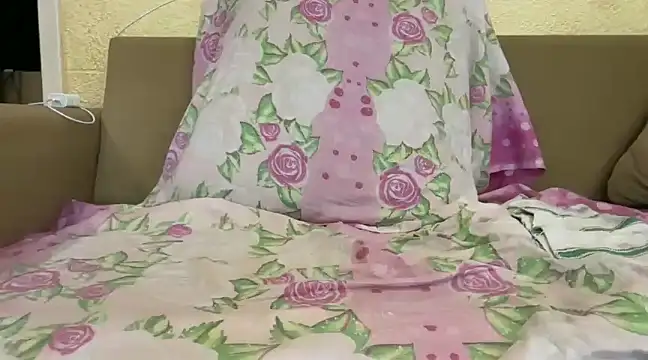 Snapshot of heartqqute26 chatting on January 21, 12:50 pm heartqqute26 online show from January 21, 12:50 pm