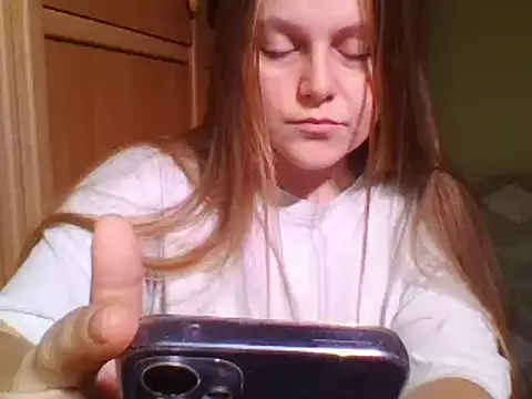 Evasapples online show from December 22, 10:49 am