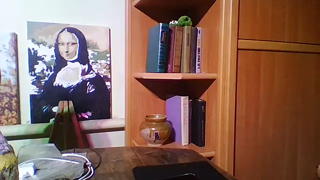 Evasapples online show from January 8, 9:12 pm