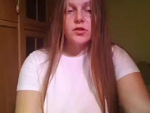 Evasapples online show from February 2, 2:02 pm