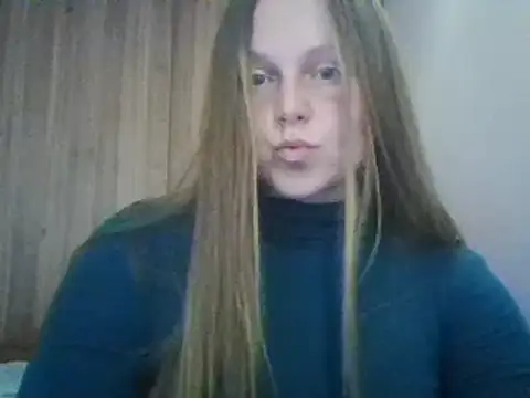 Evasapples online show from March 2, 6:51 pm