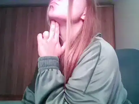 Evasapples online show from September 12, 11:10 am