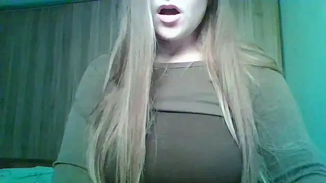 Evasapples online show from December 19, 6:59 pm