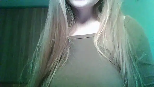 Evasapples online show from March 4, 10:27 pm