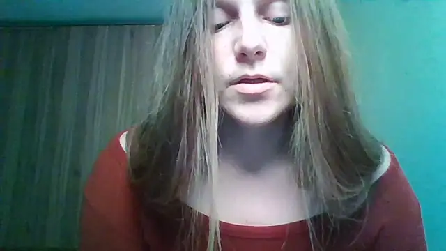 Snapshot of Evasapples chatting on June 6, 10:14 pm Evasapples online show from June 6, 10:14 pm