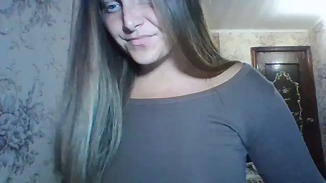 Snapshot of Evasapples chatting on July 22, 6:43 pm Evasapples online show from July 22, 6:43 pm