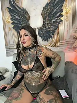 remyflux666 online show from February 6, 12:59 am