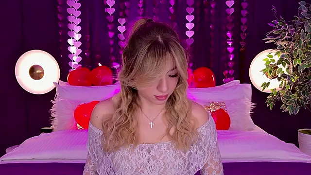 HelenaMorgan online show from February 12, 3:01 am