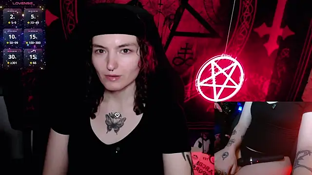 BrandiWRLD 999 online show from October 25, 6:24 pm