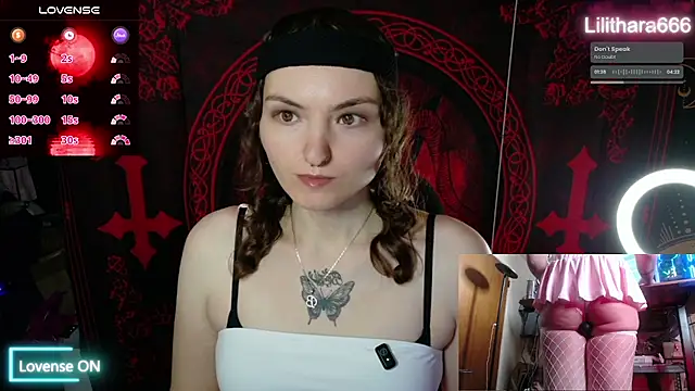 BrandiWRLD 999 online show from November 21, 8:29 pm