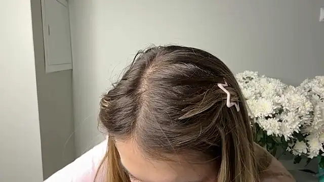 Snapshot of elisa_moon chatting on February 14, 3:54 am elisa moon online show from February 14, 3:54 am