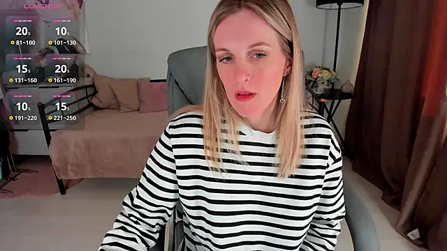Snapshot of I_D_A chatting on February 26, 1:00 am I D A online show from February 26, 1:00 am