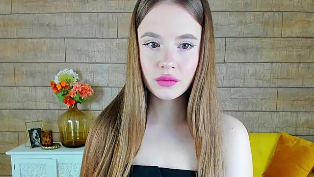 Snapshot of MilanaBalmain chatting on February 1, 4:24 am MilanaBalmain online show from February 1, 4:24 am