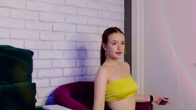 Snapshot of MilanaBalmain chatting on February 5, 10:44 pm MilanaBalmain online show from February 5, 10:44 pm