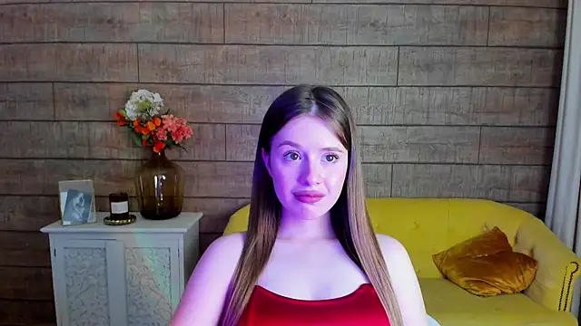 Snapshot of MilanaBalmain chatting on February 11, 7:33 am MilanaBalmain online show from February 11, 7:33 am