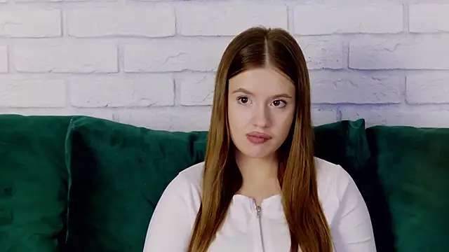 Snapshot of MilanaBalmain chatting on February 12, 10:24 am MilanaBalmain online show from February 12, 10:24 am