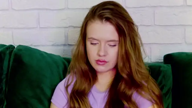 Snapshot of MilanaBalmain chatting on February 18, 3:21 pm MilanaBalmain online show from February 18, 3:21 pm