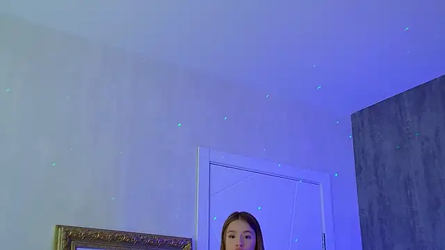 Snapshot of MilanaBalmain chatting on March 10, 5:11 am MilanaBalmain online show from March 10, 5:11 am