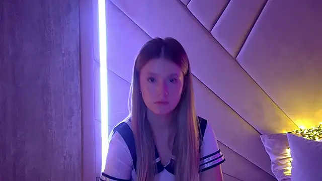 Snapshot of MilanaBalmain chatting on September 23, 5:16 pm MilanaBalmain online show from September 23, 5:16 pm