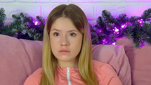 MilanaBalmain online show from December 22, 4:31 am