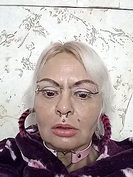 Gardener of Illusions online show from November 6, 3:29 am