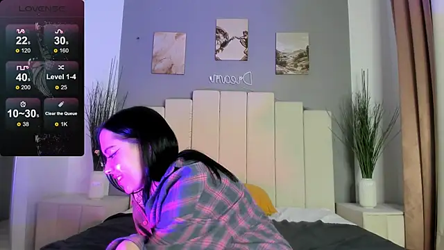 baby  kim online show from March 1, 12:01 pm