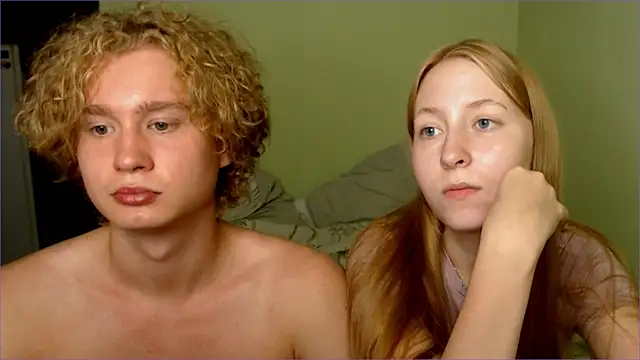 AliceStoneJhonyStone online show from September 12, 8:31 pm