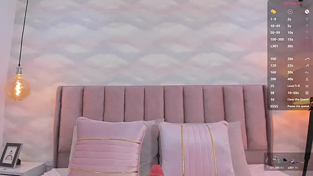 Snapshot of im_nika_ chatting on January 20, 4:34 pm im nika online show from January 20, 4:34 pm