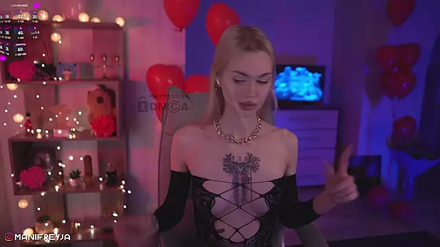 Snapshot of ManiFreyja chatting on February 28, 8:28 pm ManiFreyja online show from February 28, 8:28 pm