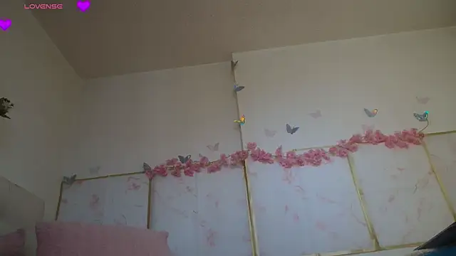 Snapshot of Madysson_leee chatting on June 7, 2:32 pm Madysson leee online show from June 7, 2:32 pm