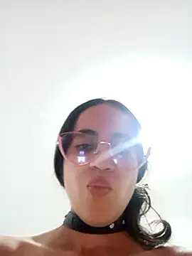 Snapshot of Mia_Fischer chatting on March 2, 1:36 am Mia Fischer online show from March 2, 1:36 am