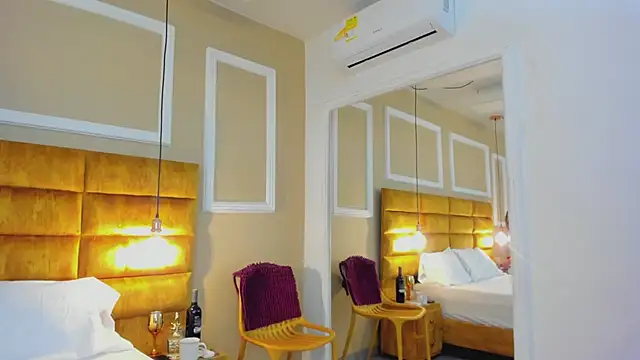 adarussell online show from February 8, 3:04 pm