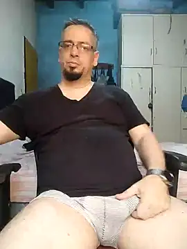 Snapshot of MrBig_2024 chatting on February 1, 5:58 pm MrBig 2024 online show from February 1, 5:58 pm