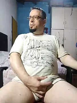 Snapshot of MrBig_2024 chatting on February 3, 2:14 am MrBig 2024 online show from February 3, 2:14 am