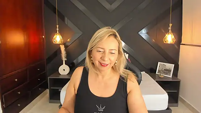 Snapshot of andre_soto_ chatting on March 20, 2:19 am andre soto online show from March 20, 2:19 am