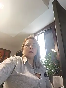 Snapshot of andre_soto_ chatting on July 24, 9:24 pm andre soto online show from July 24, 9:24 pm
