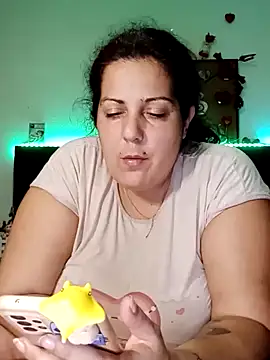 kittymorenita26 online show from January 12, 1:32 am