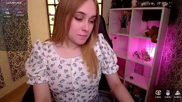 LianaBright online show from January 25, 1:54 am