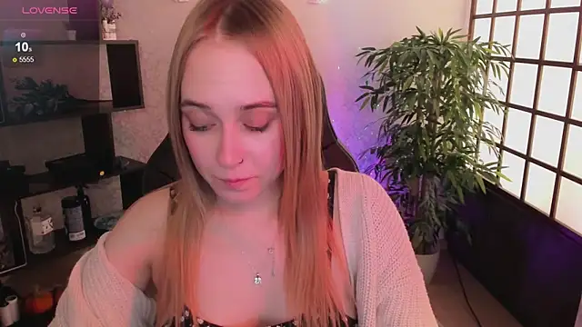 LianaBright online show from March 22, 2:05 am