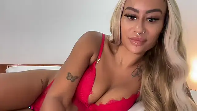 CoCo-Queen online show from October 17, 2:26 am