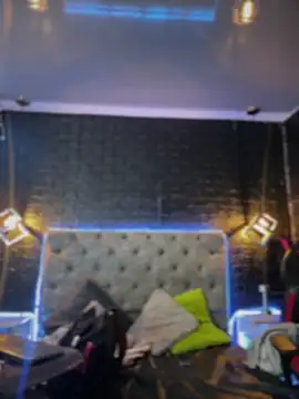 Paloma  LS online show from November 4, 5:01 pm