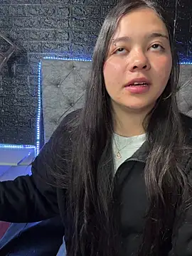 Paloma  LS online show from February 28, 1:34 pm