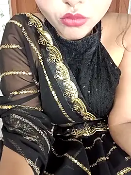 Snapshot of EeshaBhabi chatting on May 7, 2:11 pm EeshaBhabi online show from May 7, 2:11 pm