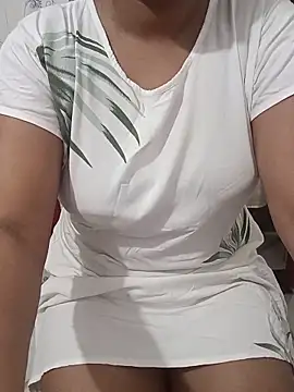 Snapshot of EeshaBhabi chatting on June 14, 1:46 pm EeshaBhabi online show from June 14, 1:46 pm