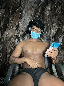 rony6663 online show from March 28, 6:40 pm