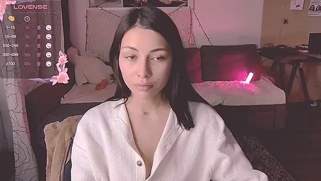 Snapshot of valorant_girl chatting on February 20, 7:41 pm valorant girl online show from February 20, 7:41 pm