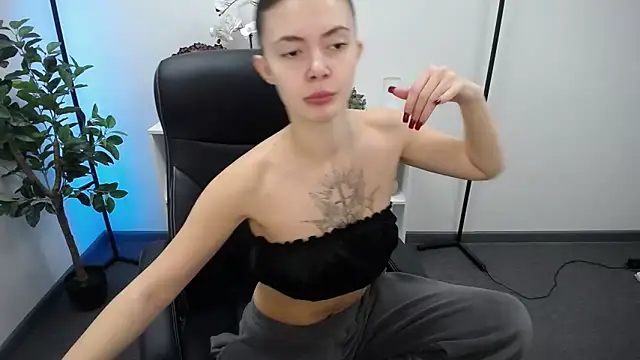 Ritaneer online show from December 1, 9:03 am