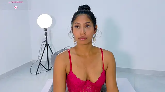 Snapshot of Anna_risse chatting on May 30, 6:54 am Anna risse online show from May 30, 6:54 am