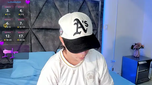 AbbySmiitth  online show from June 19, 9:29 pm